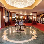 Royal Carlton Hotel