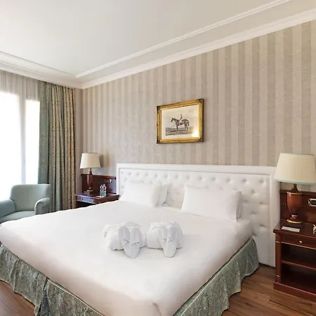 Royal Carlton Hotel 4*