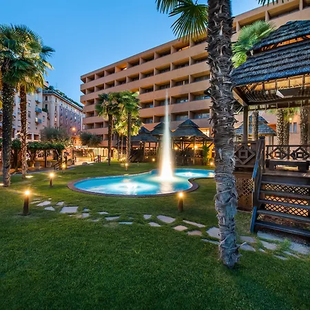 Royal Carlton Hotel 4*
