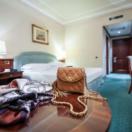 Royal Carlton Μπολόνια