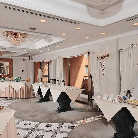 Royal Carlton Ξενοδοχείο