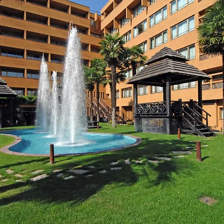 Ξενοδοχείο Royal Carlton 4*