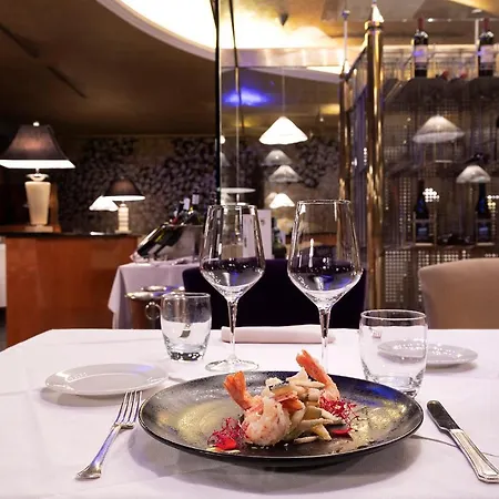 Hotel Royal Carlton