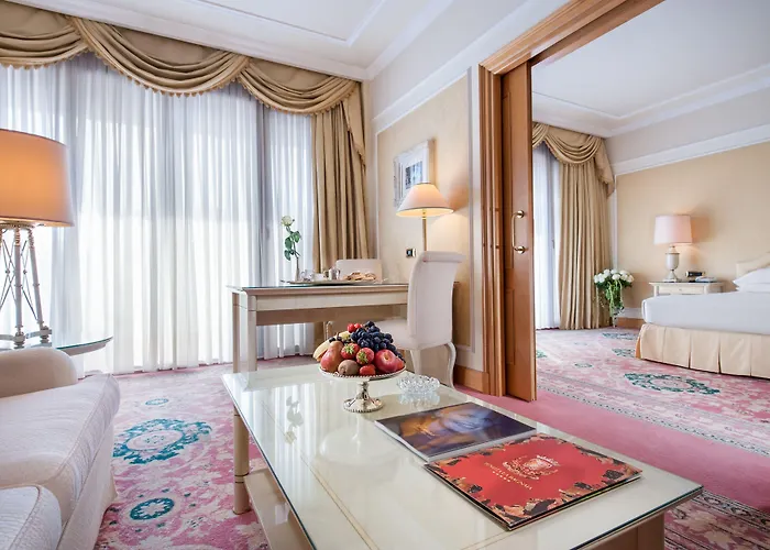 Royal Carlton Отель 4*