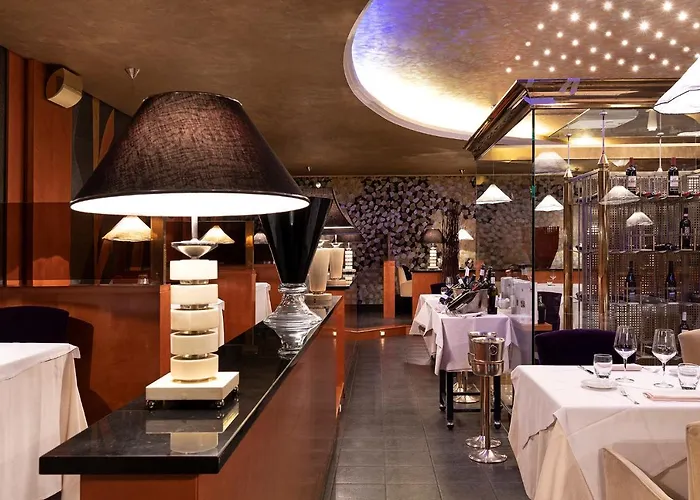 Royal Carlton Отель 4*