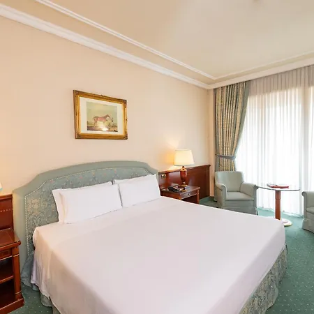Hotel Royal Carlton