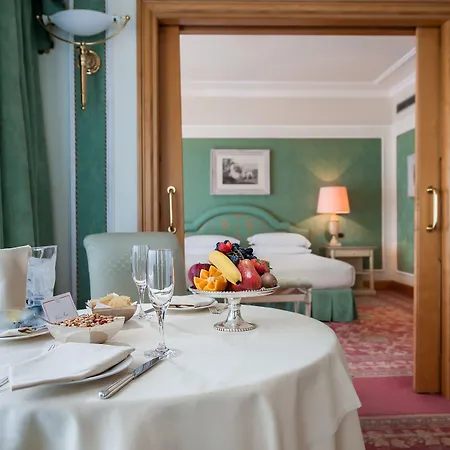 Szálloda Royal Carlton 4*