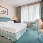 מלון Royal Carlton 4*