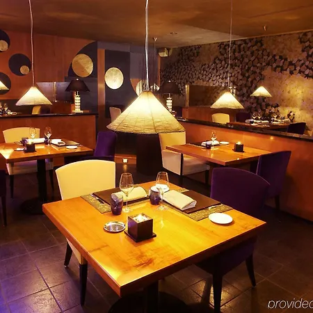 Hotell Royal Carlton